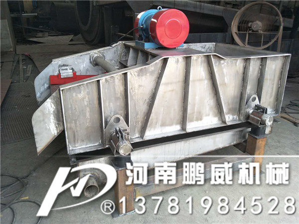如何把沙子里的水排出去-沙和水分離設(shè)備可以選擇振動(dòng)排干篩