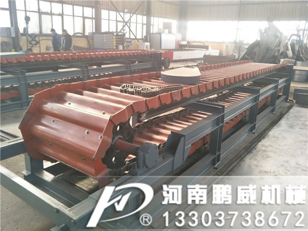 板式輸送給料機對于鋼渣廢鐵礦石具有以下優(yōu)點和作用